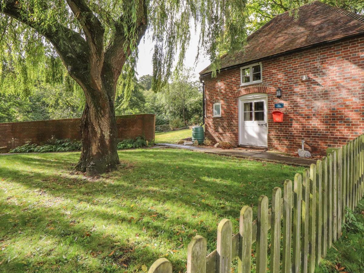 Weir Cottage Maidstone Extérieur photo
